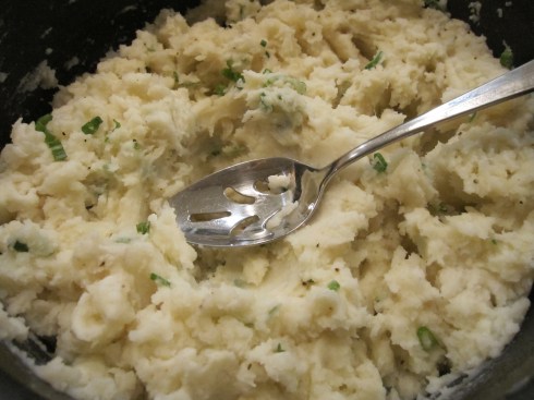 Creamy Chive Mashed Potatoes - IMG_7609