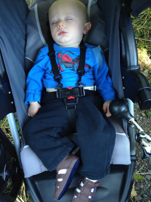 Outdoor nap after a rollerblade - June 27, 2015