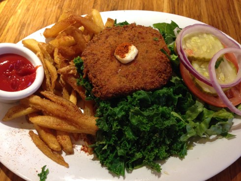 'Crab' Cake, Kale Style (vegan) - Veggie Grill